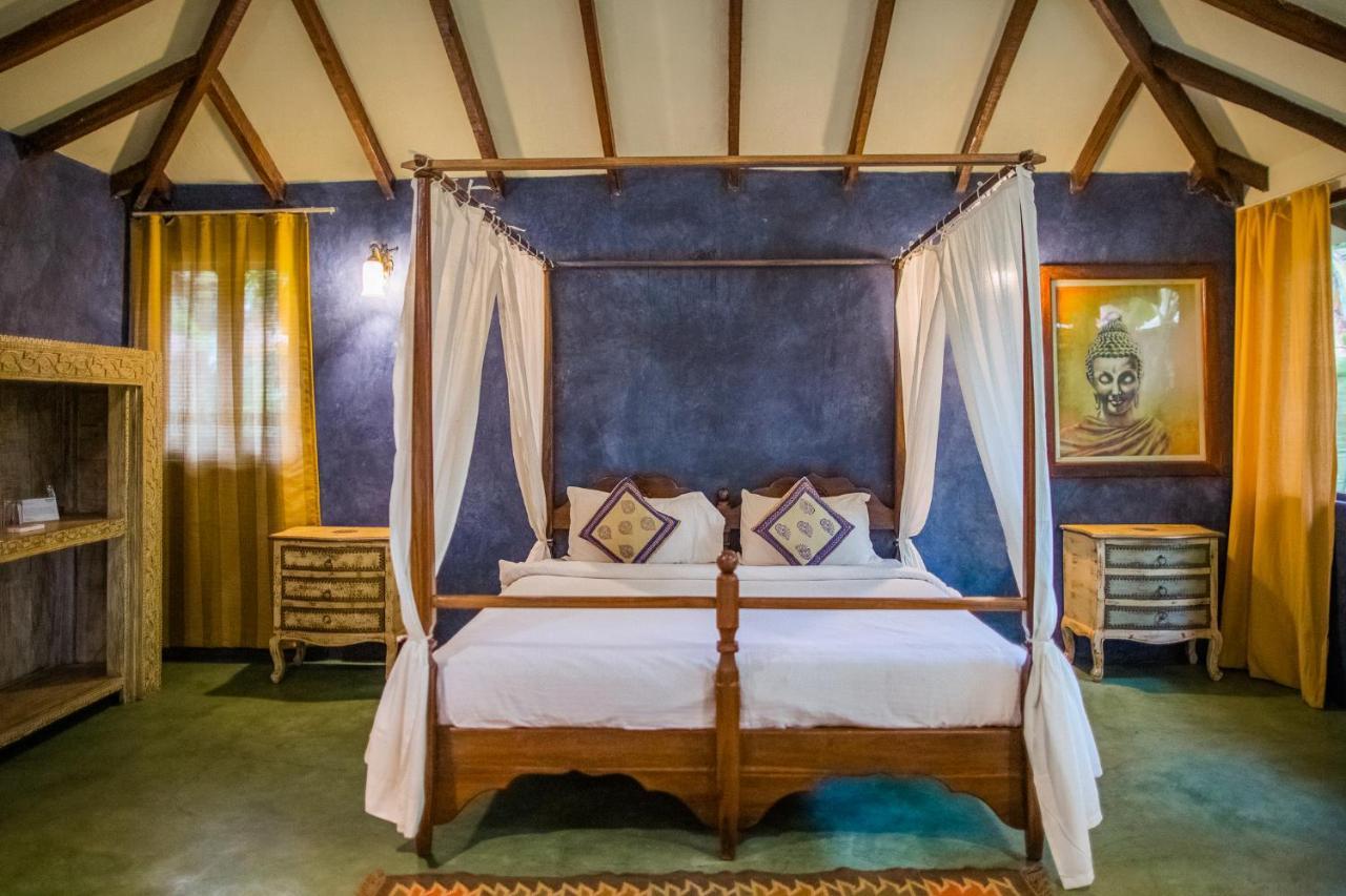 Devarya Wellness Beach Resort Morjim Exteriér fotografie