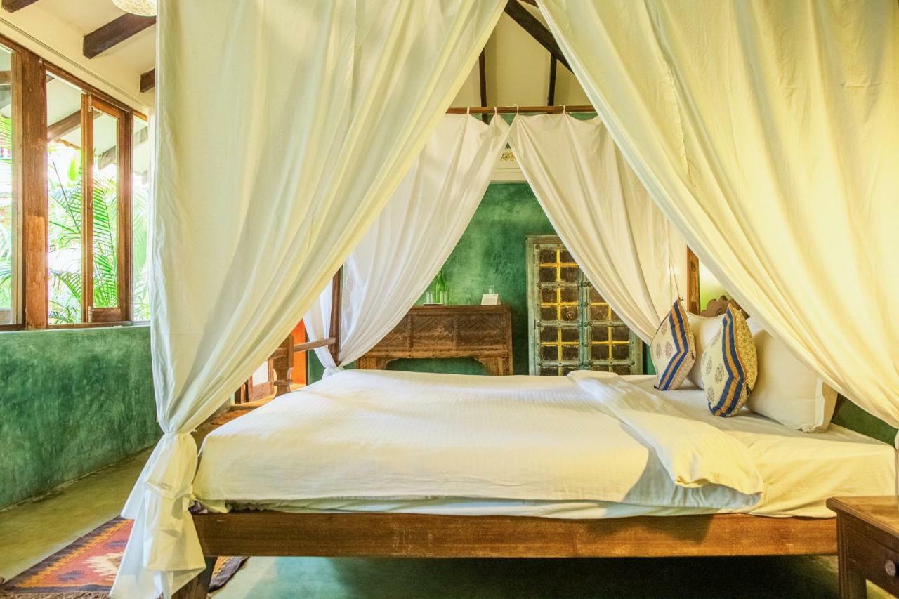 Devarya Wellness Beach Resort Morjim Pokoj fotografie